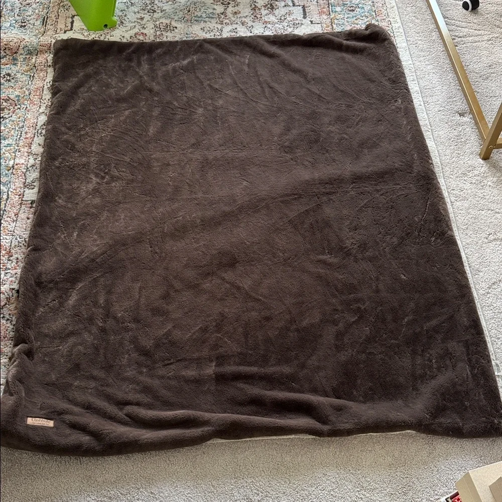NEW- Unhide Lil' Marsh Blanket in Chocolate Hare